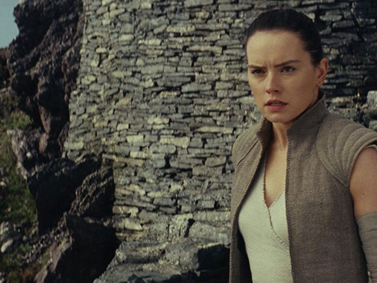 Review: 'Star Wars: The Last Jedi': Let The Past Die