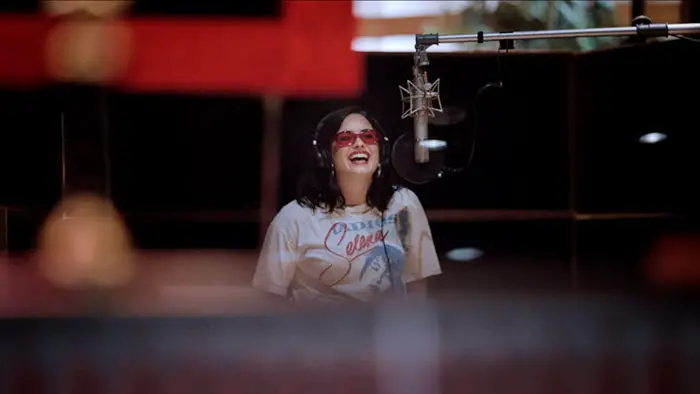 demi lovato dancing with the devil shirt