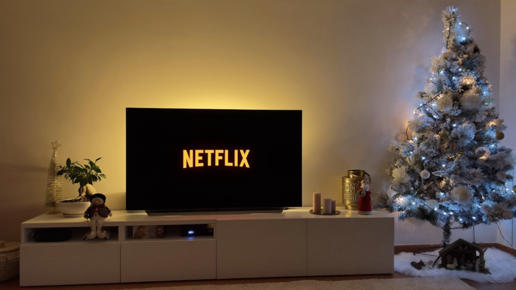 Enjoy a Festive Evening at Home This Christmas image