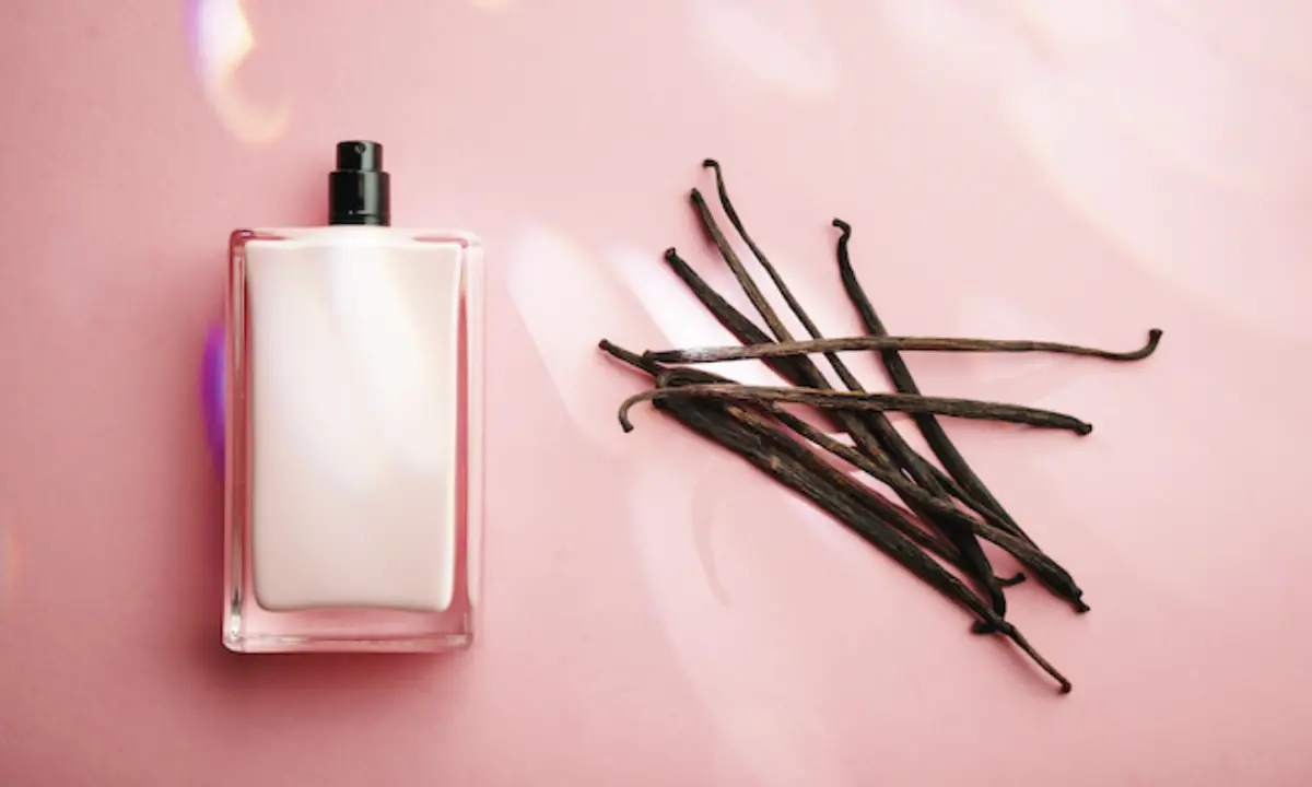 Captivating Characters How Vanilla Perfume Sets the Scene in