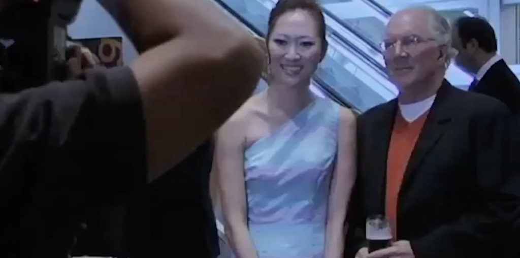 Curb Your Expatriatism image